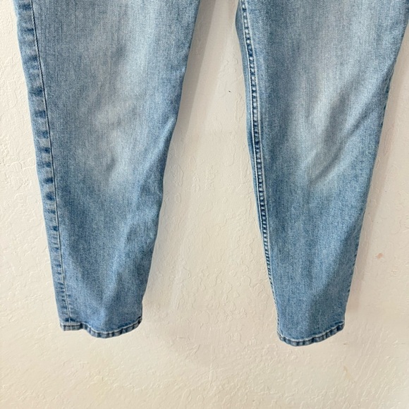 Everlane Curvy Cheeky Jean 26 Crop Light Wash - Picture 9 of 11